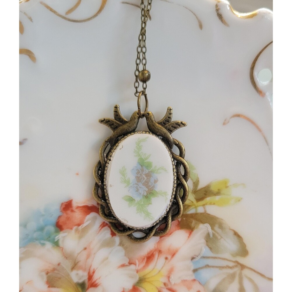 Broken China Limoges Haviland Kissing Birds Pendant Necklace
